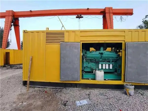 罗平冬季低温环境下，500KW发电机组应该选择什么类型的启动电瓶？
